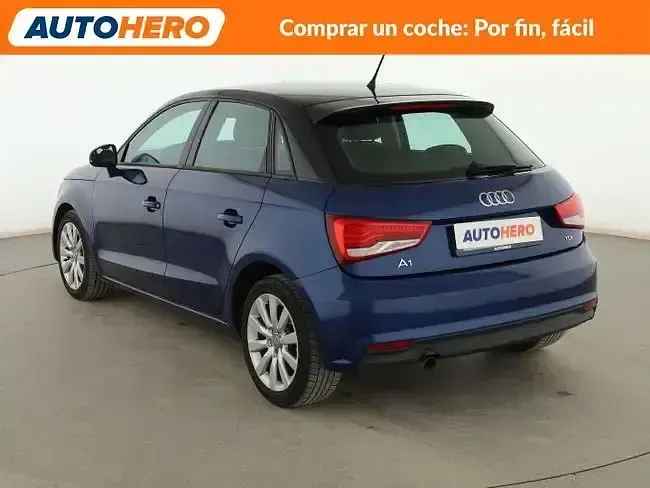 Usado Audi A1 Attraction 115 CV (84 kW) 2015 Azul Utilitario
