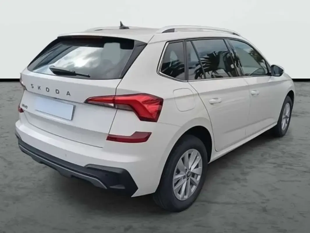 Usado Skoda Kamiq Selection 116 HP (85 kW) 2025 Branco SUV
