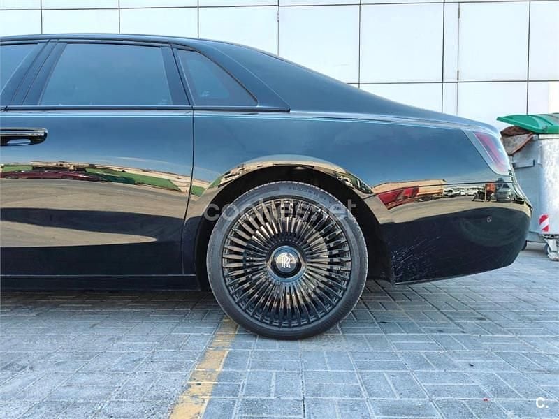 Usado Rolls Royce Ghost 570 CV (419 kW) 2025 Negro Berlina