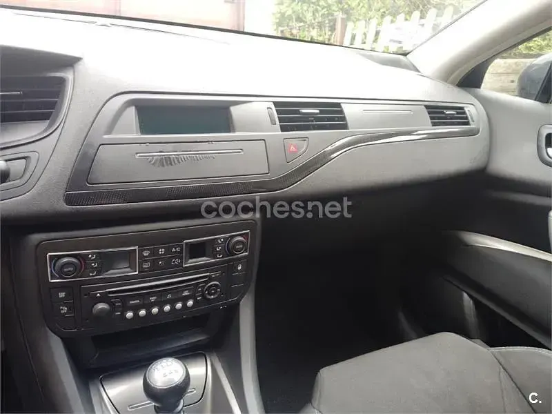 Usado Citroën C5 140 CV (102 kW) 2010 Negro Familiar