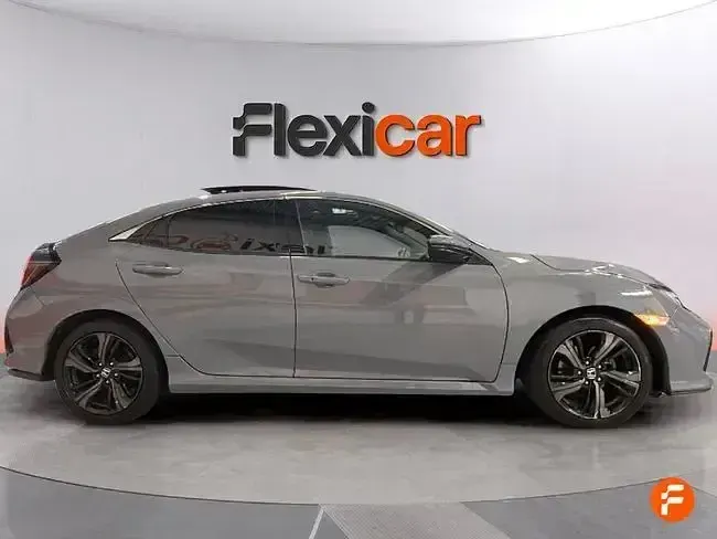 Usado Honda Civic Executive 129 CV (94 kW) 2019 Gris Berlina