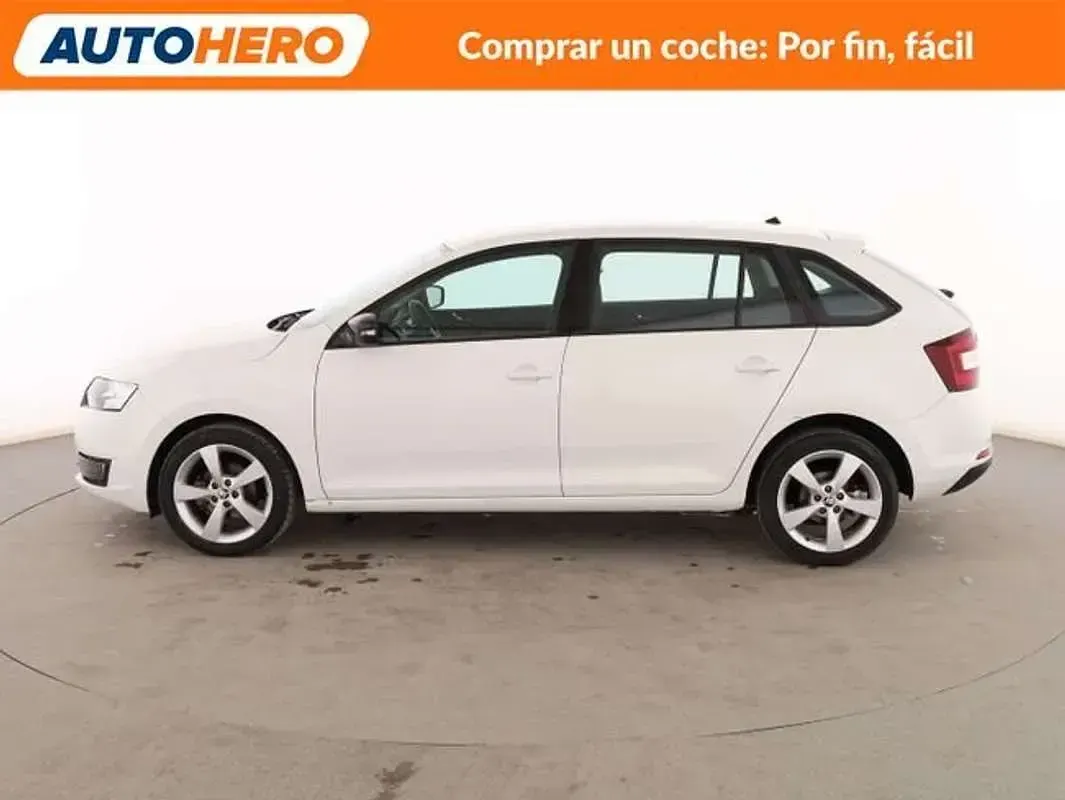 Usado Skoda Rapid 90 CV (66 kW) 2017 Blanco Utilitario