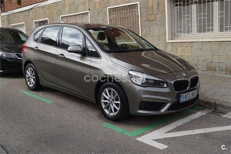 Usado BMW 218 136 CV (100 kW) 2015 Gris / plata Familiar