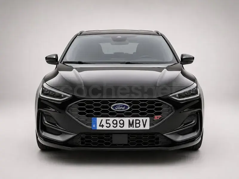 Usado Ford Focus ST 280 CV (205 kW) 2022 Negro Berlina