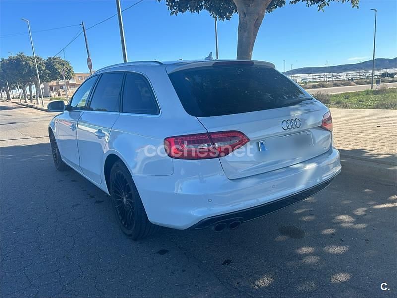 Usado Audi A4 Advanced 150 CV (110 kW) 2013 Blanco Familiar