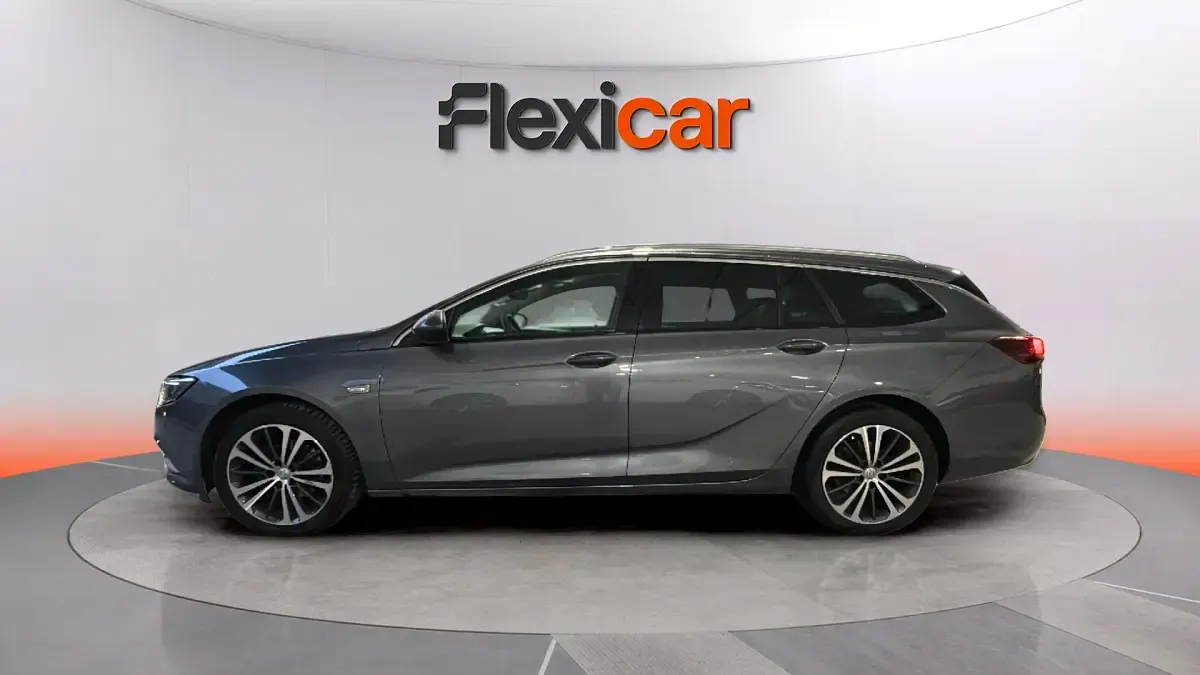 Usado Opel Insignia Innovation 136 CV (100 kW) 2020 Gris Familiar