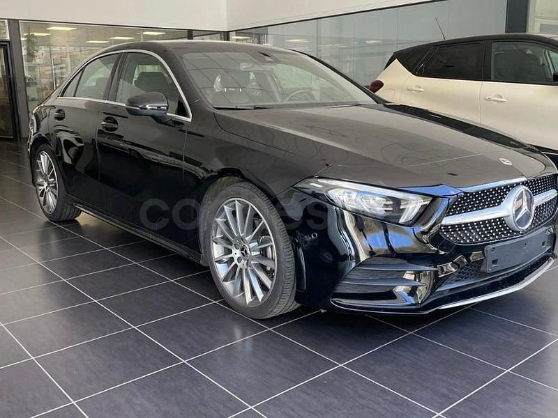 Begagnad Mercedes A200 150 HK (110 kW) 2020 Svart Sedan