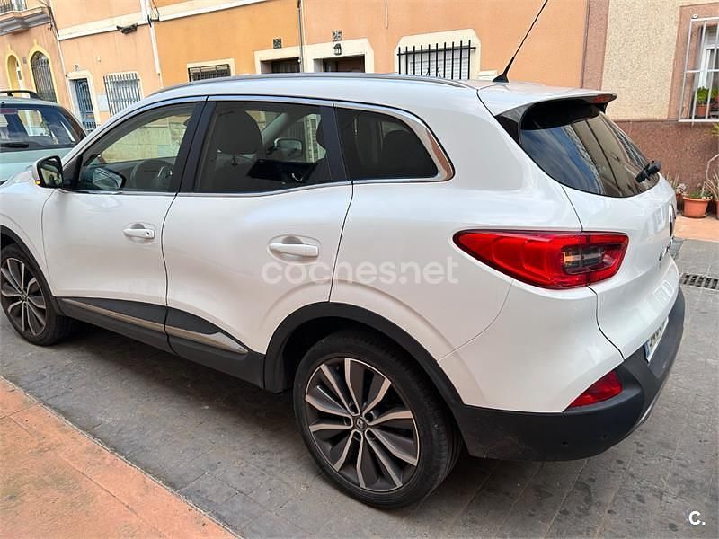 Usado Renault Kadjar Zen 130 CV (95 kW) 2017 Blanco SUV