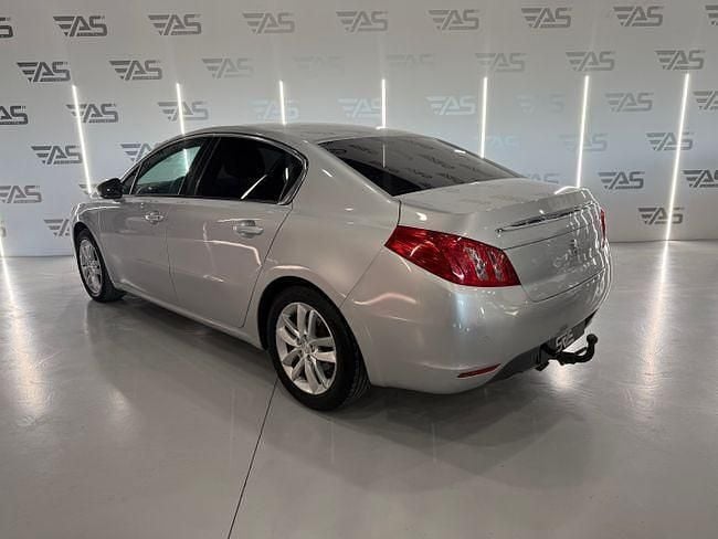 Usado Peugeot 508 Active 112 CV (82 kW) 2011 Gris Berlina