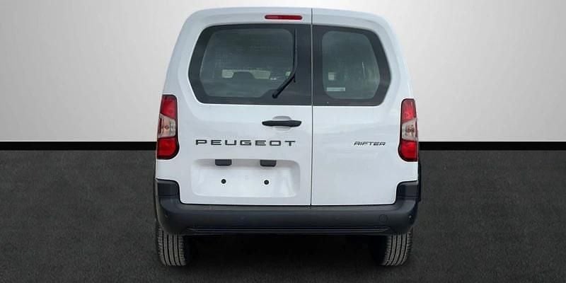 Nuevo Peugeot Rifter Allure 101 CV (74 kW) 2025 Blanco Monovolumen