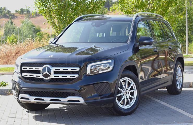 Negro Usado 2021 Mercedes GLB200 Advantage SUV | 32.900 € (Precio justo) - Imagen 1/4