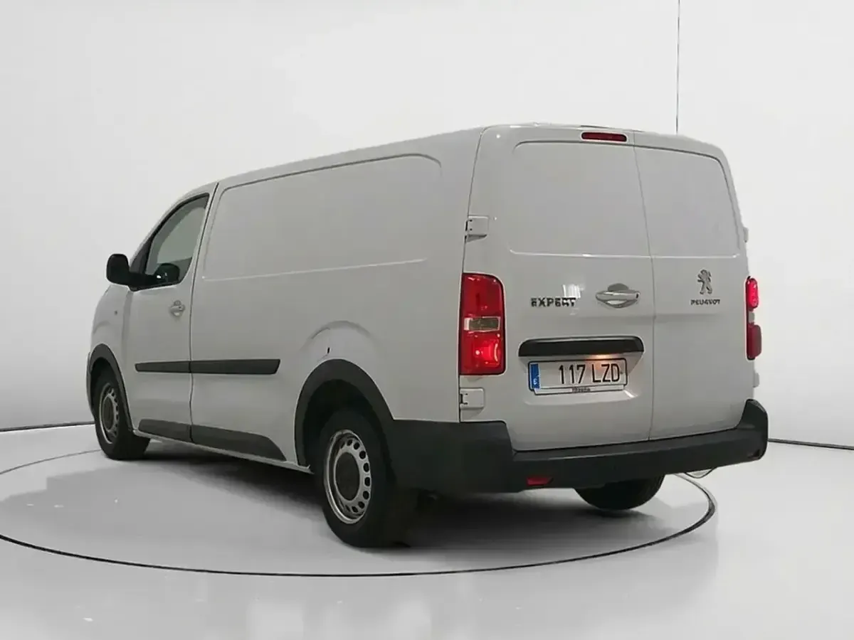 Usado Peugeot Expert Premium 102 CV (75 kW) 2022 Blanco Van