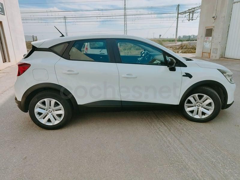 Usado Renault Captur Intens 100 CV (73 kW) 2022 Blanco SUV