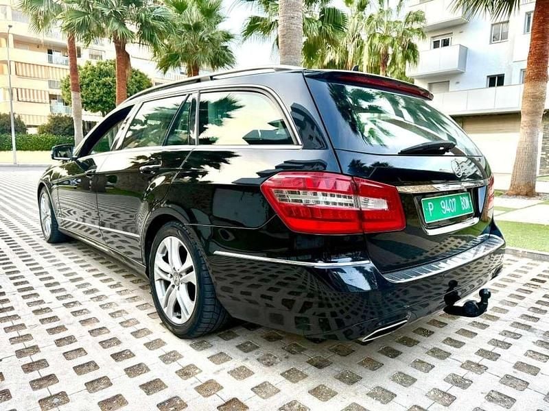 Usado Mercedes E350 Avantgarde 265 CV (194 kW) 2011 Negro Familiar