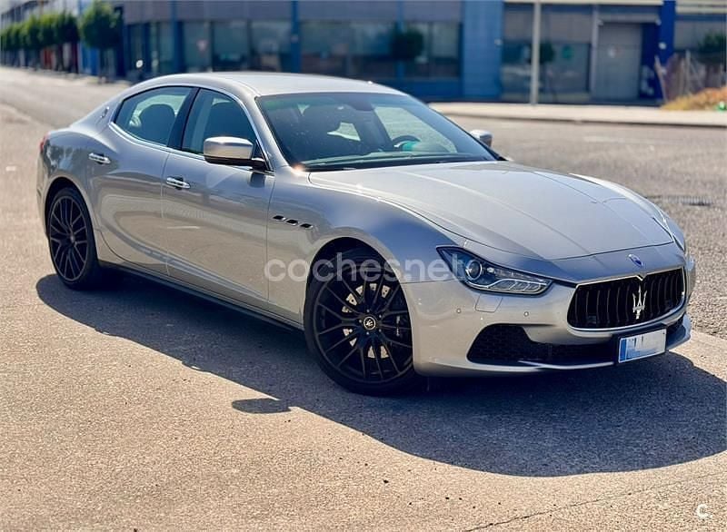 Usado Maserati Ghibli 410 CV (301 kW) 2016 Gris / plata Berlina