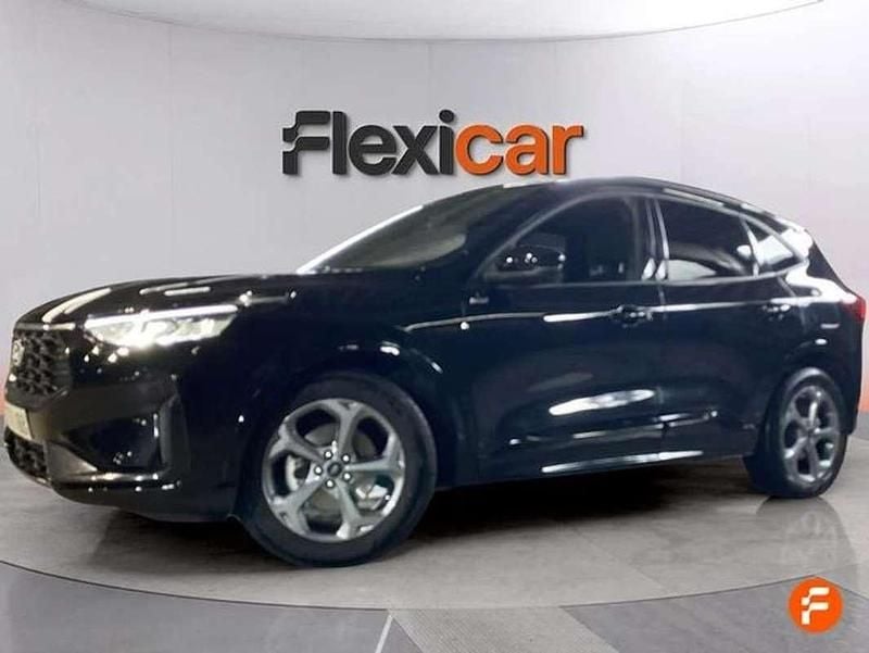 Usado Ford Kuga ST-Line 150 CV (110 kW) 2025 Negro SUV