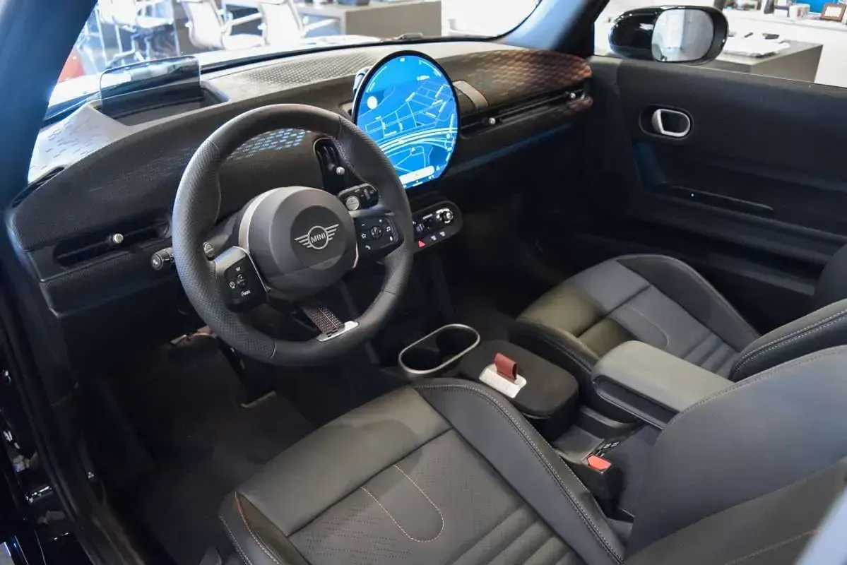 Usado Mini Cooper 204 CV (150 kW) 2024 Negro Utilitario