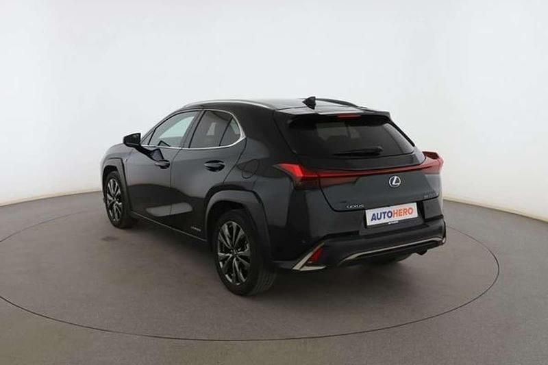 Usado Lexus UX Sport Line 186 CV (136 kW) 2019 Negro SUV
