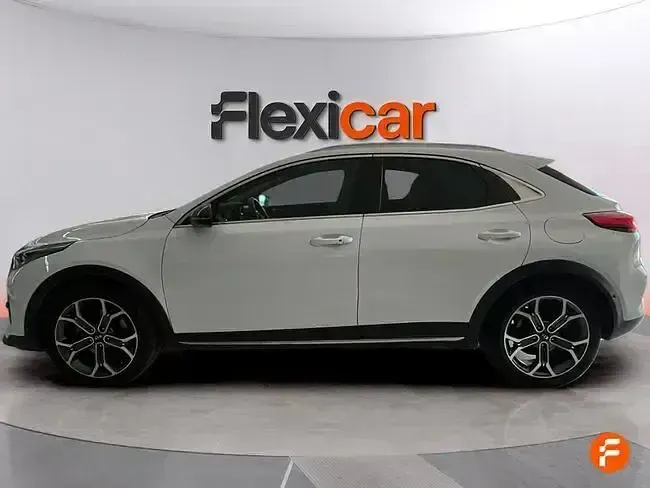 Usado Kia XCeed 120 CV (88 kW) 2019 Blanco SUV