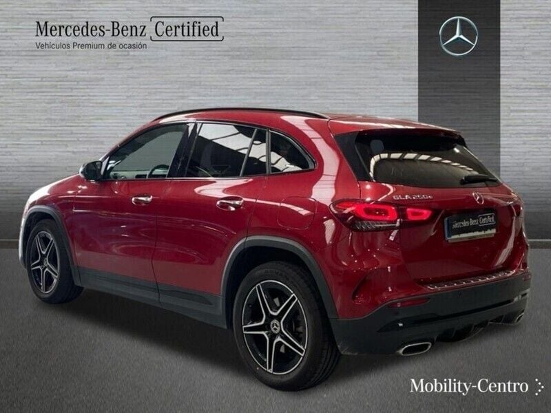 Usado Mercedes GLA250 AMG line 160 CV (117 kW) 2020 SUV