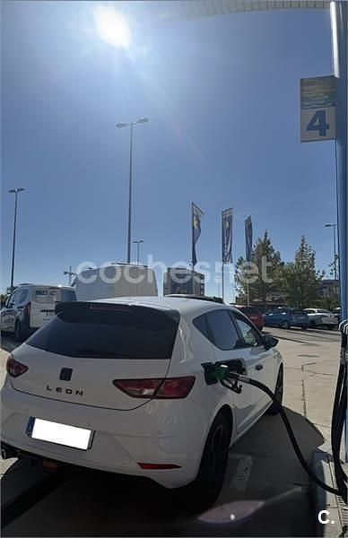 Blanco Usado 2019 Seat Leon Style Berlina | 7700 € (Buen precio) - Imagen 1/4