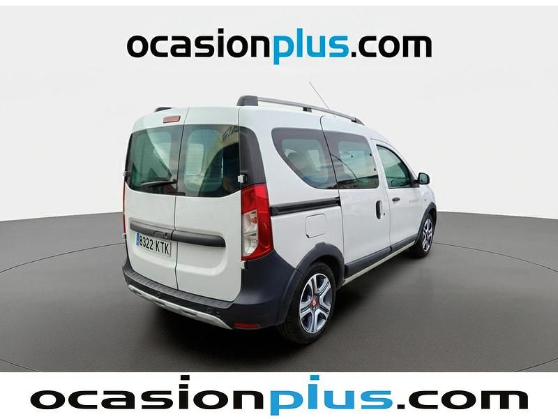 Usado Dacia Dokker 95 CV (69 kW) 2019 Blanco Monovolumen