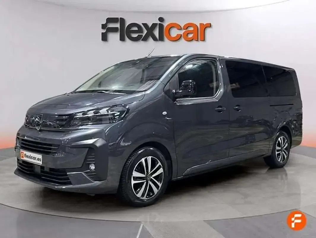 Usado Peugeot Traveller Business-Line 179 CV (131 kW) 2024 Gris Monovolumen