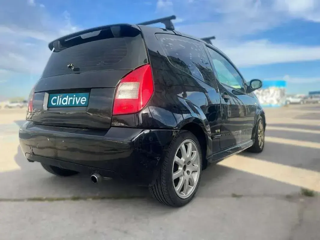 Usado Citroën C2 68 CV (50 kW) 2007 Negro Utilitario