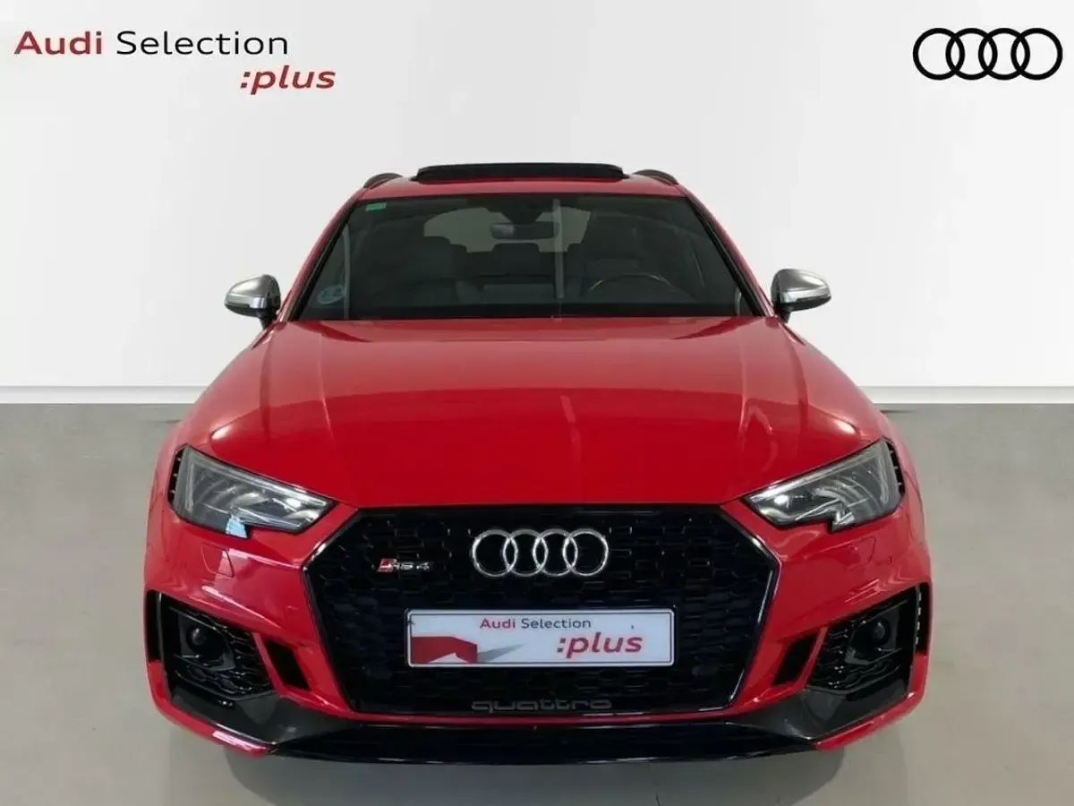 Usado Audi RS4 450 CV (330 kW) 2019 Rojo Familiar