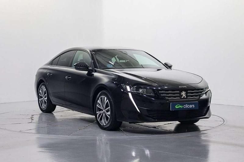 Usado Peugeot 508 Allure 131 CV (96 kW) 2024 Negro Berlina