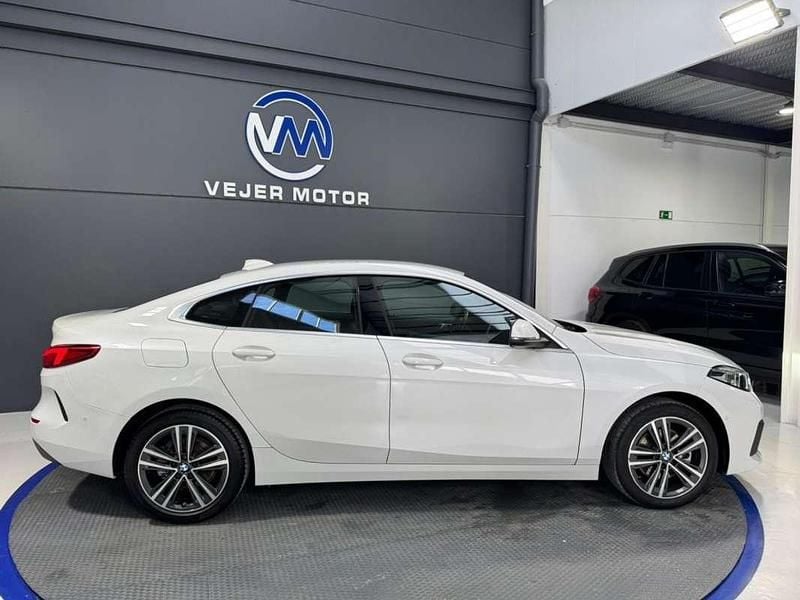 Käytetty BMW 216 Sport Line 116 HP (85 kW) 2021 Valkoinen Coupe - kaksiovinen
