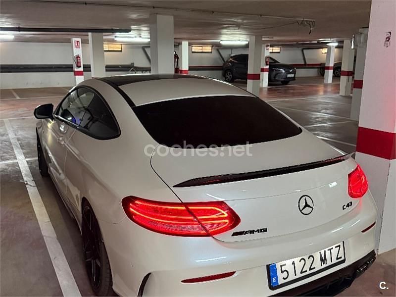 Usado Mercedes C43 AMG 367 CV (269 kW) 2018 Blanco Coupe