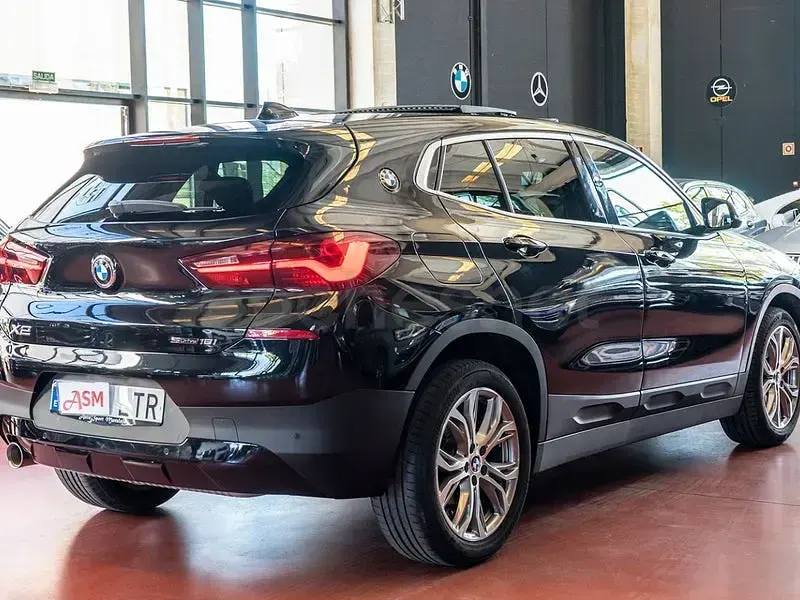 Usado BMW X2 Comfort Edition 136 CV (100 kW) 2022 Negro SUV