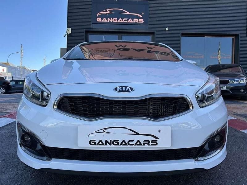 Blanco Usado 2016 Kia ProCeed Utilitario | 12.490 € (Caro) - Imagen 1/4