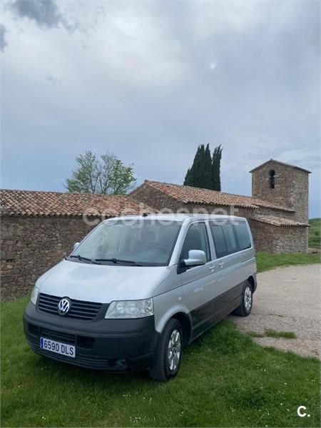Gris / plata Usado 2005 VW Multivan Highline Monovolumen | 19.500 € (Caro) - Imagen 1/4