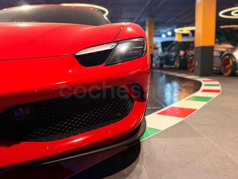 Brugt Ferrari 296 830 HK (610 kW) 2024 Rød Coupe