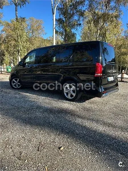 Käytetty Mercedes V220 Avantgarde 163 HP (119 kW) 2020 Harmaa Tila-auto