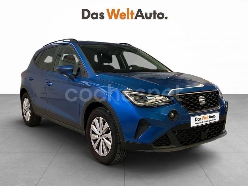 Azul Usado 2025 Seat Arona Style SUV | 19.490 € (Precio justo) - Imagen 1/4