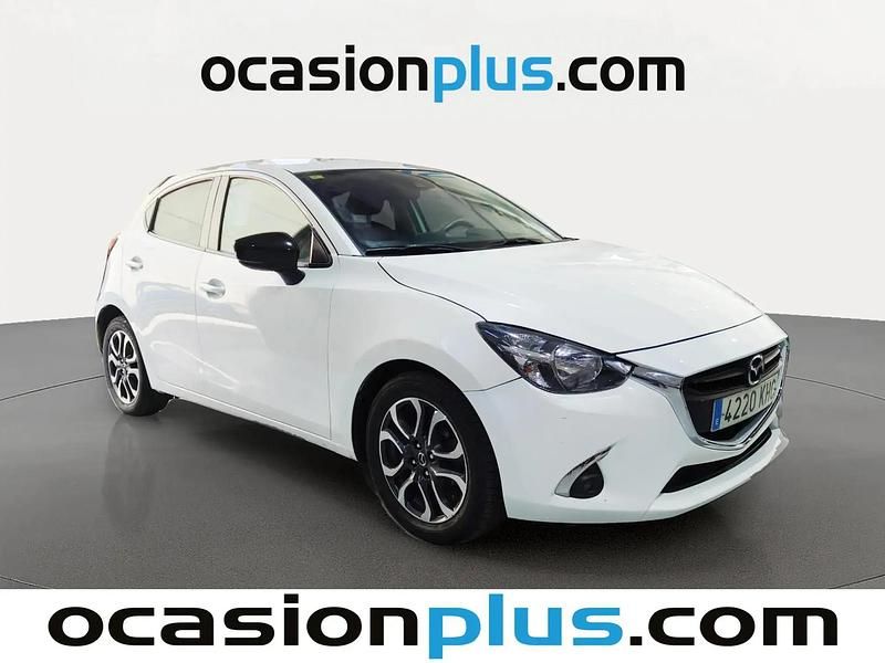 Usado Mazda 2 Edition 90 HP (66 kW) 2018 Branco Sedan