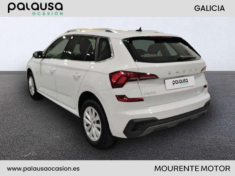 Usado Skoda Kamiq Selection 116 CV (85 kW) 2024 Blanco SUV