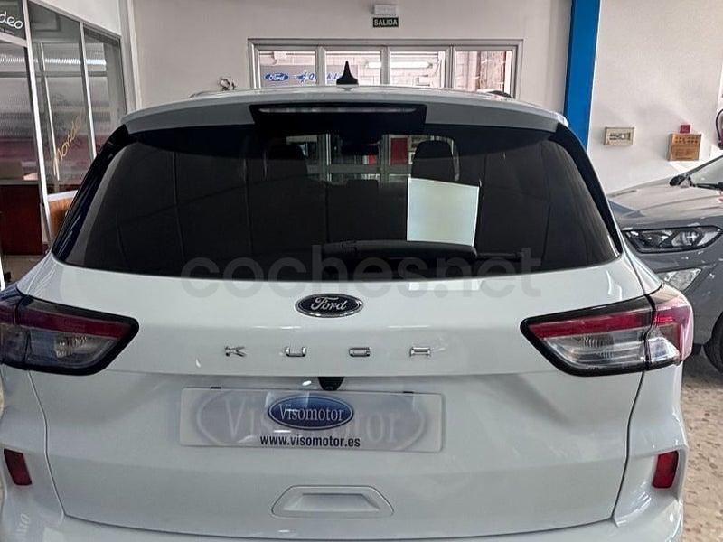 Usado Ford Kuga ST-Line 150 CV (110 kW) 2022 Blanco SUV
