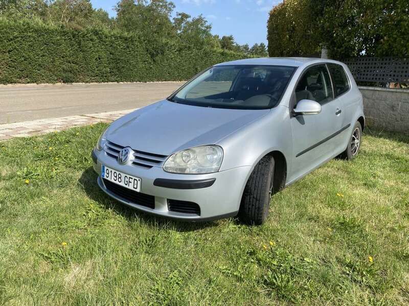 Usado VW Golf VI Advance 90 CV (66 kW) 2010 Gris Utilitario