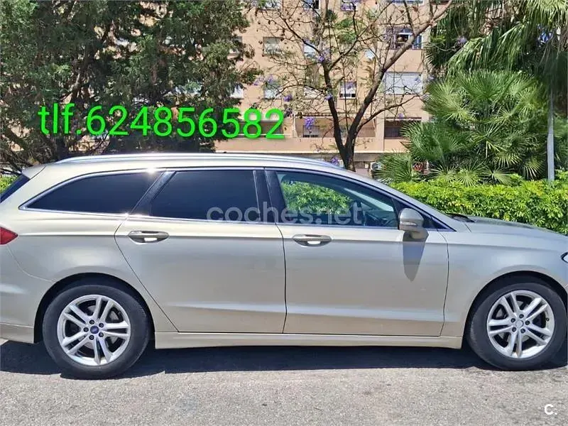 Usado Ford Mondeo Titanium 150 CV (110 kW) 2016 Beige Familiar