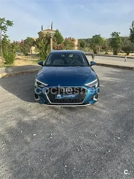 Usado Audi A3 Premium 110 CV (80 kW) 2021 Azul Berlina