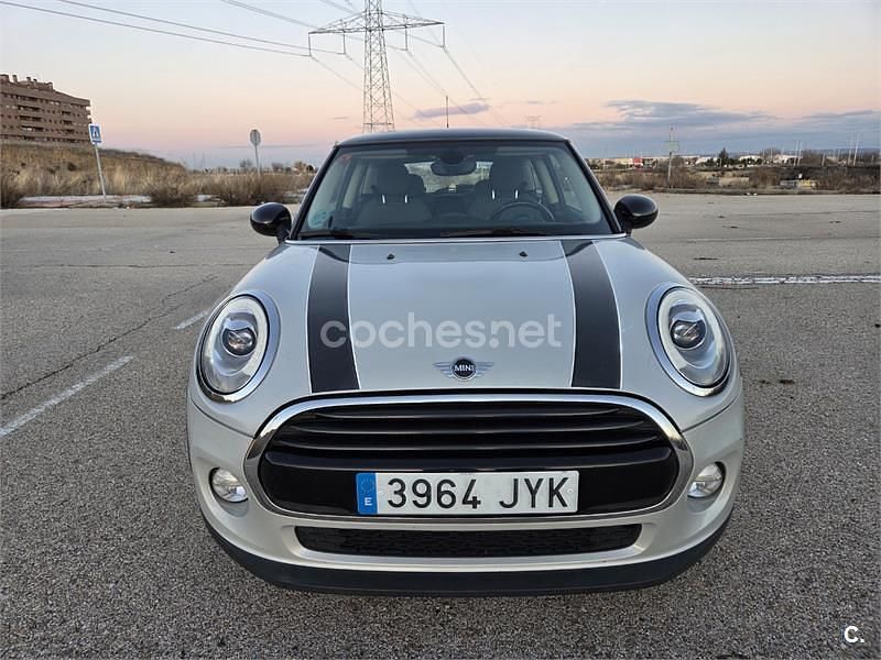Usado Mini Cooper D 116 CV (85 kW) 2017 Gris / plata Utilitario
