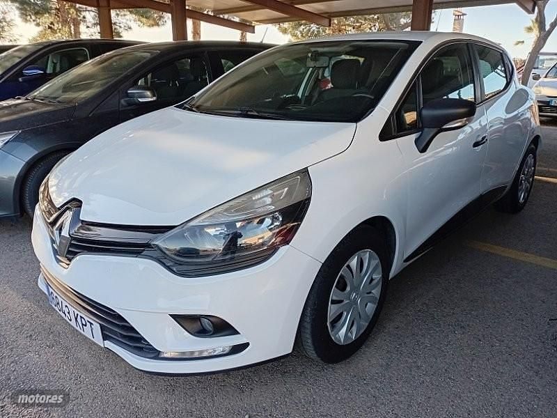 Usado Renault Clio IV 75 CV (55 kW) 2018 Blanco