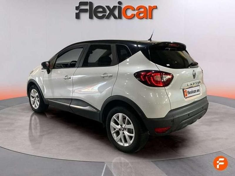 Usado Renault Captur Zen 90 CV (66 kW) 2019 Blanco SUV