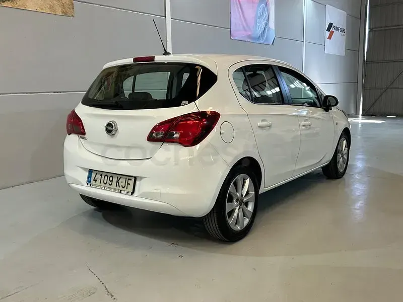 Usado Opel Corsa Selective 90 CV (66 kW) 2018 Blanco Utilitario