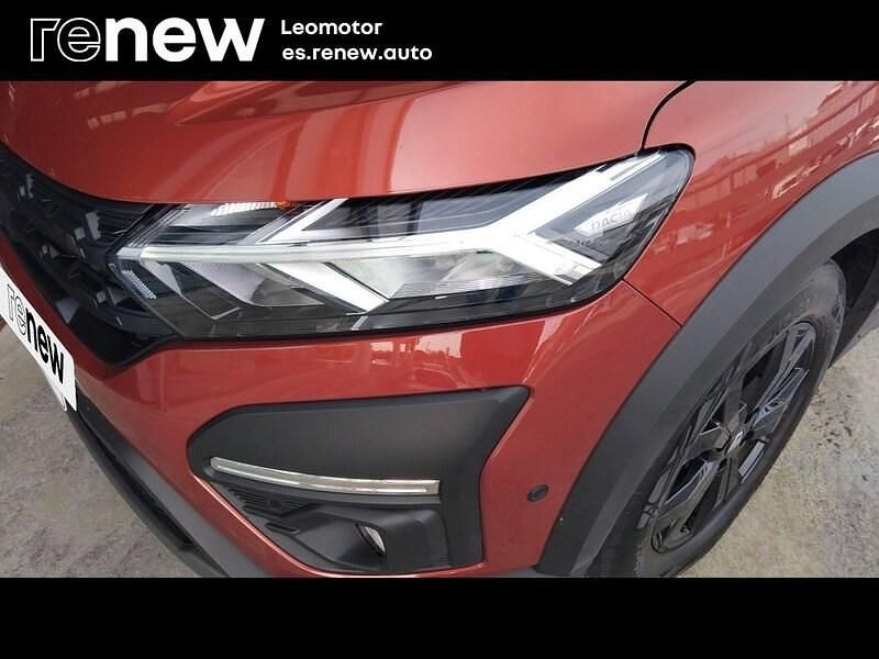 Usado Dacia Jogger Extreme 110 CV (80 kW) 2022 Naranja Monovolumen