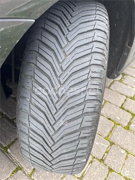 Usado VW Golf VII 110 CV (80 kW) 2013 Negro Berlina